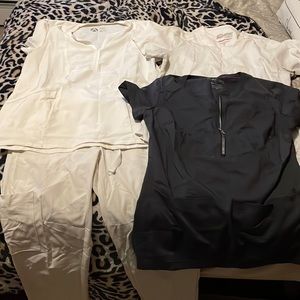 Scrubs, women, size small and XS, freshly cleaned
